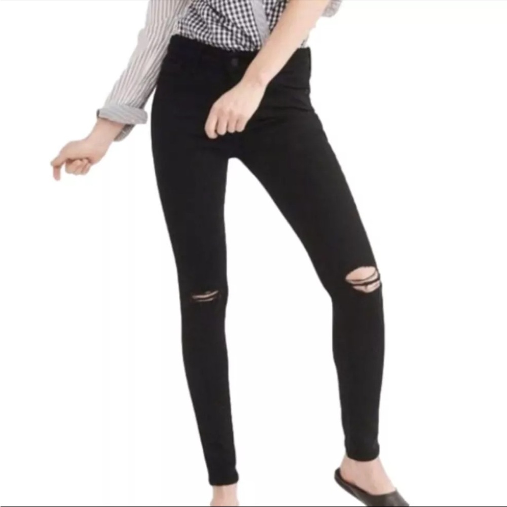 A&F Harper Super Skinny Distressed Jean